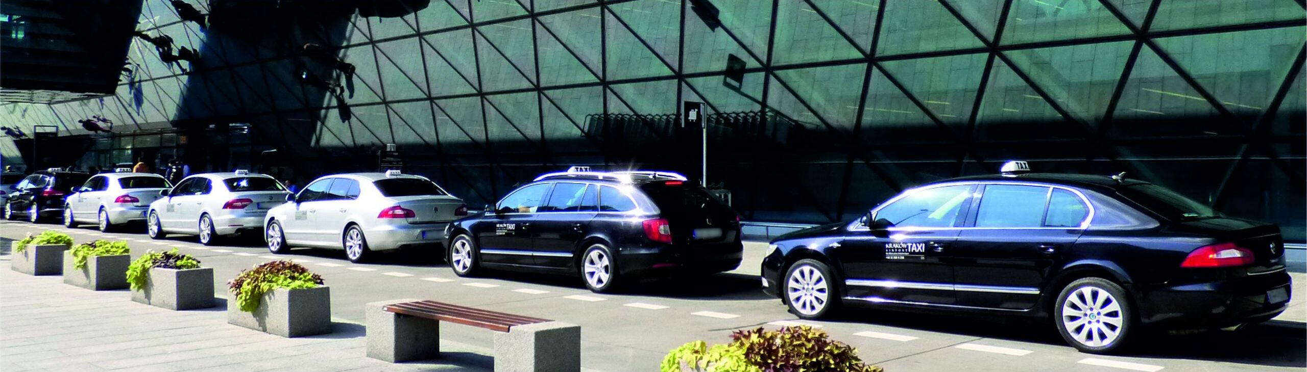 Heathrow to Luton Airport taxi service